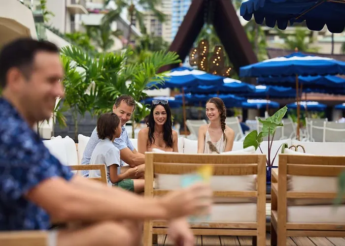 Outrigger Reef Waikiki BeachResort Hotel